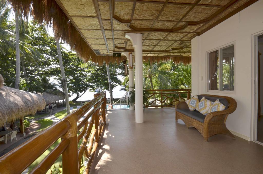 Mike's Dive Resort Dauin